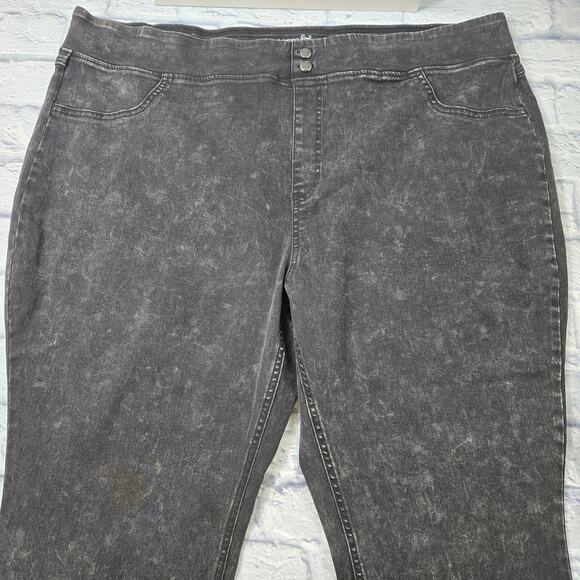 Lot of 2 pair Terra & Sky Jeggings Gray and Black Acid Wash size 3X (24W-26W) - Picture 8 of 16